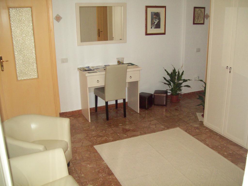 B&B Roge Olbia Exteriör bild