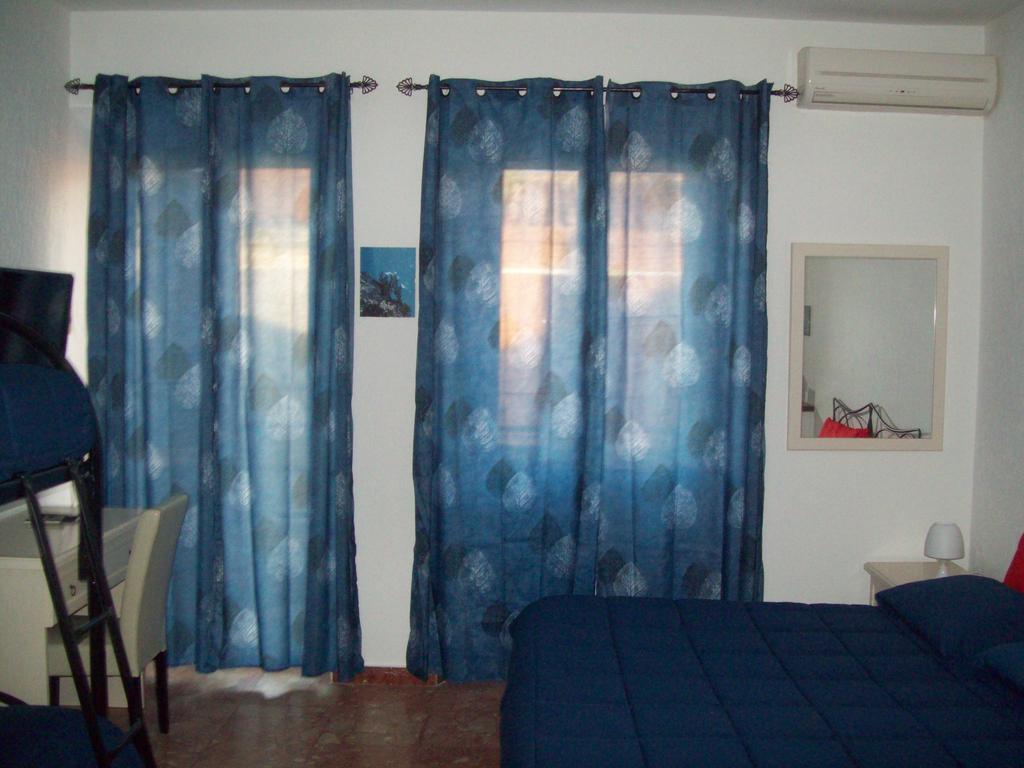 B&B Roge Olbia Exteriör bild