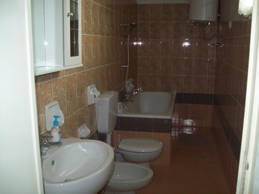 B&B Roge Olbia Exteriör bild